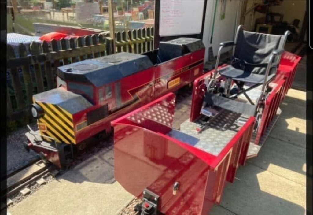 The wheelchair carriage and engine at Fancott Miniature Railway